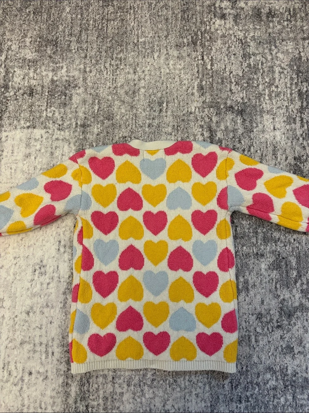 Kids Old Navy Cream Cardigan with Pink, Yellow & Light Blue Hearts size 5T